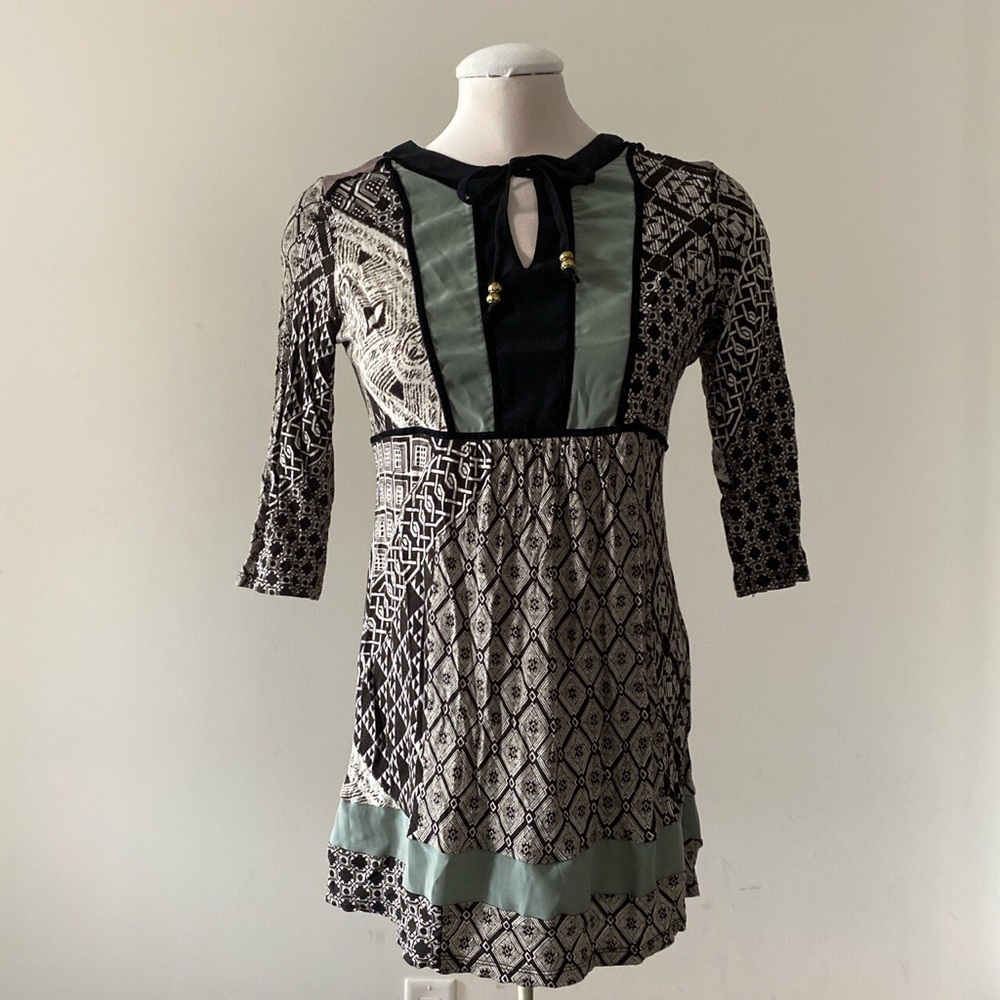 Unique patterned tunic